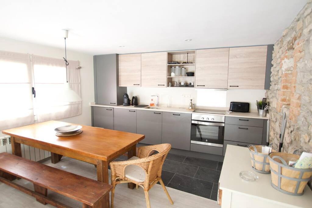 Apartament Central Amb Terrassa Alp Exterior photo